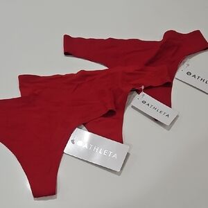 Athleta Seamless Thong Undeewear in Red Sz Small / med